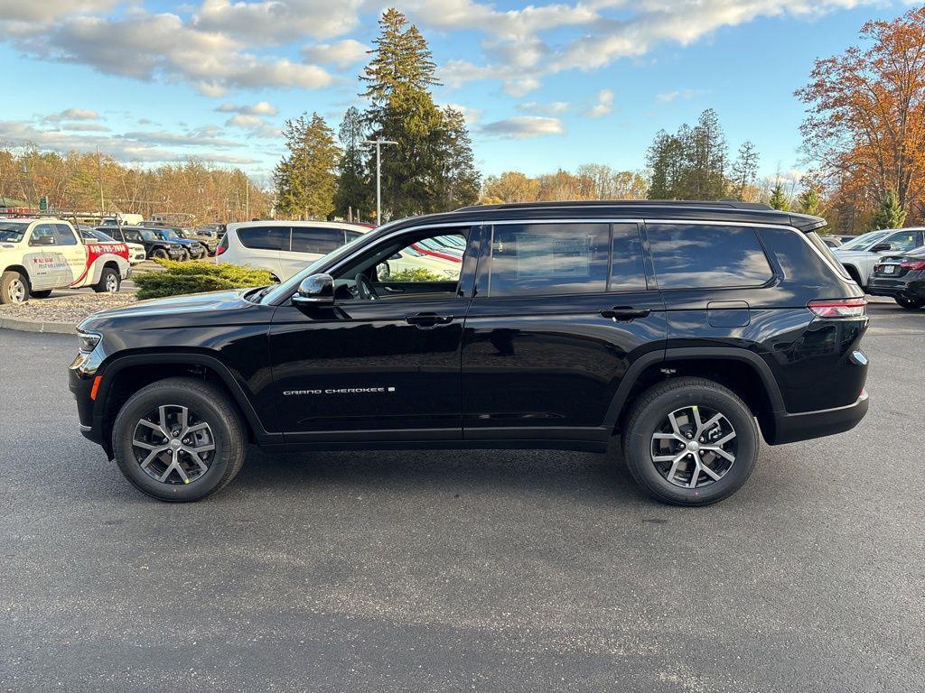 new 2025 Jeep Grand Cherokee L car, priced at $48,047