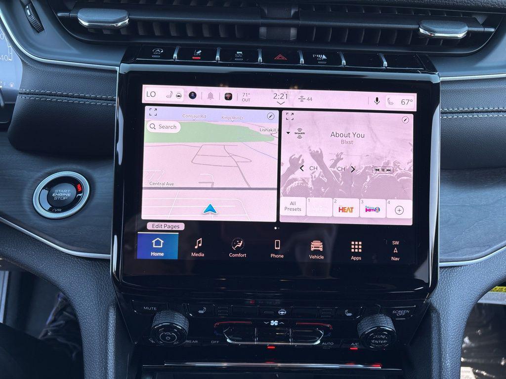 new 2025 Jeep Grand Cherokee car, priced at $45,961