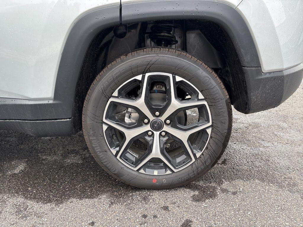 new 2025 Jeep Compass car, priced at $35,086