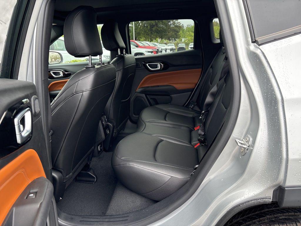 new 2025 Jeep Compass car, priced at $35,086