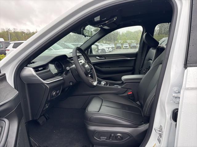 new 2025 Jeep Grand Cherokee L car, priced at $53,770