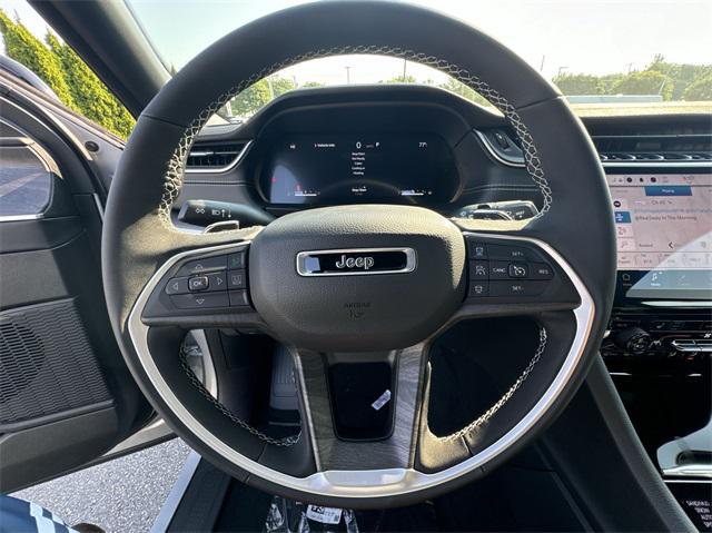 new 2024 Jeep Grand Cherokee car, priced at $44,085