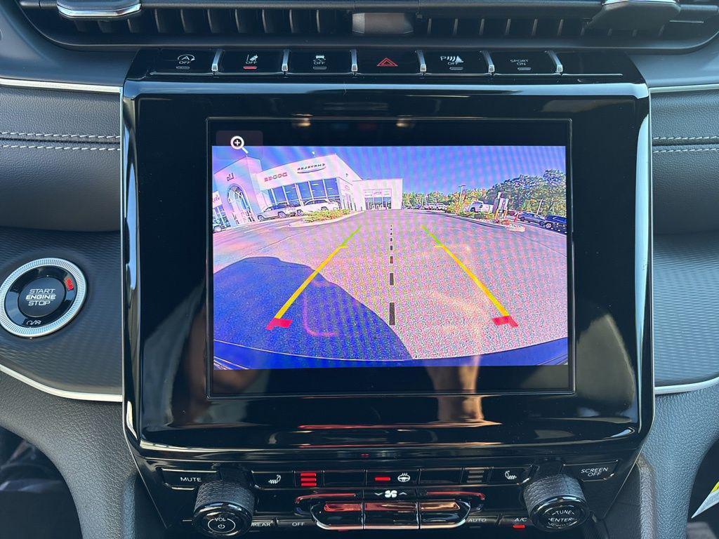 new 2025 Jeep Grand Cherokee car, priced at $40,153