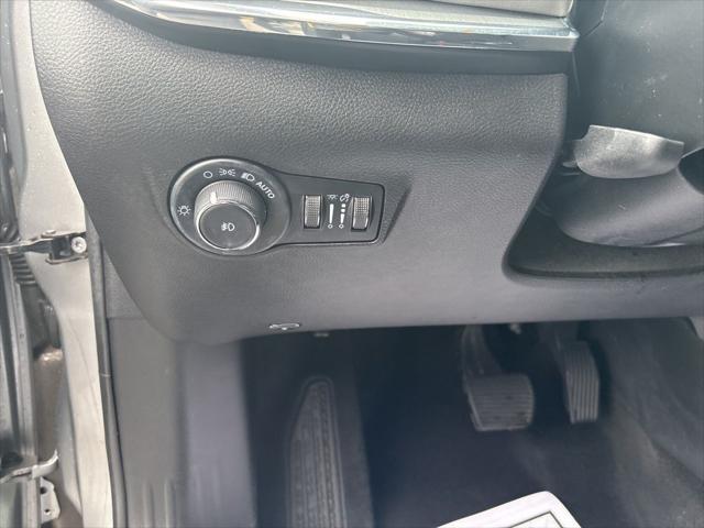 used 2022 Jeep Compass car, priced at $23,927