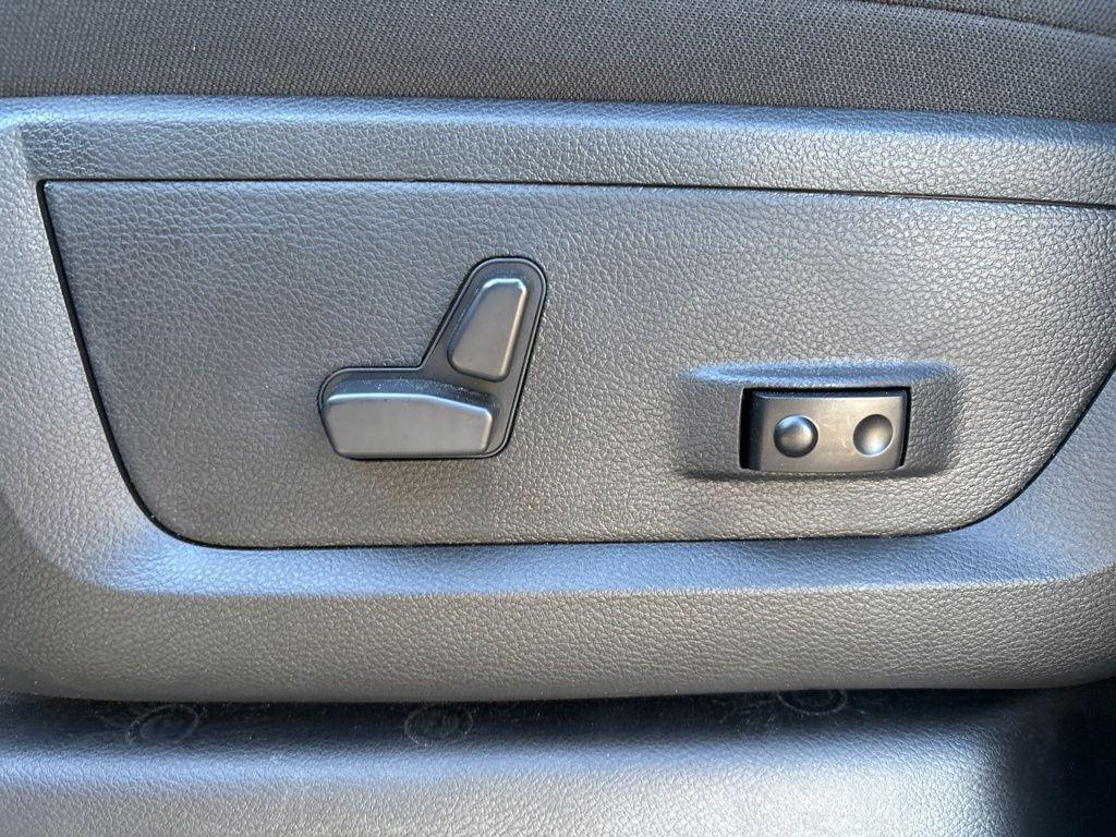 new 2025 Ram 2500 car, priced at $70,580