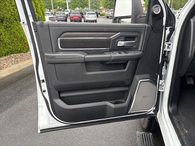 new 2025 Ram 2500 car, priced at $72,424
