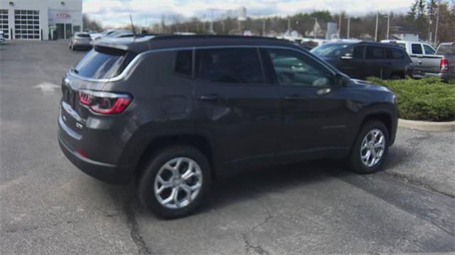 new 2024 Jeep Compass car, priced at $29,433