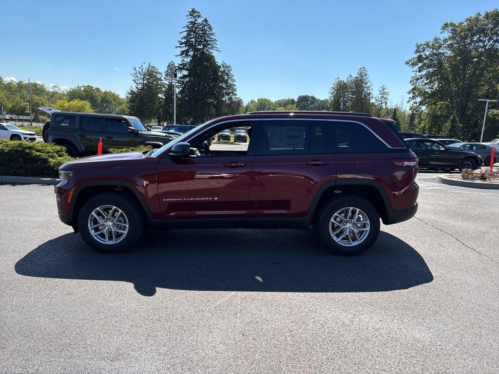 new 2025 Jeep Grand Cherokee car, priced at $39,537