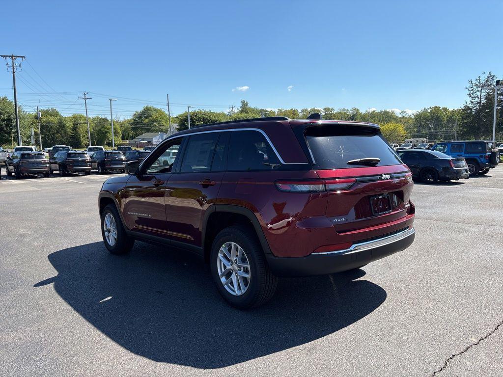 new 2025 Jeep Grand Cherokee car, priced at $39,537