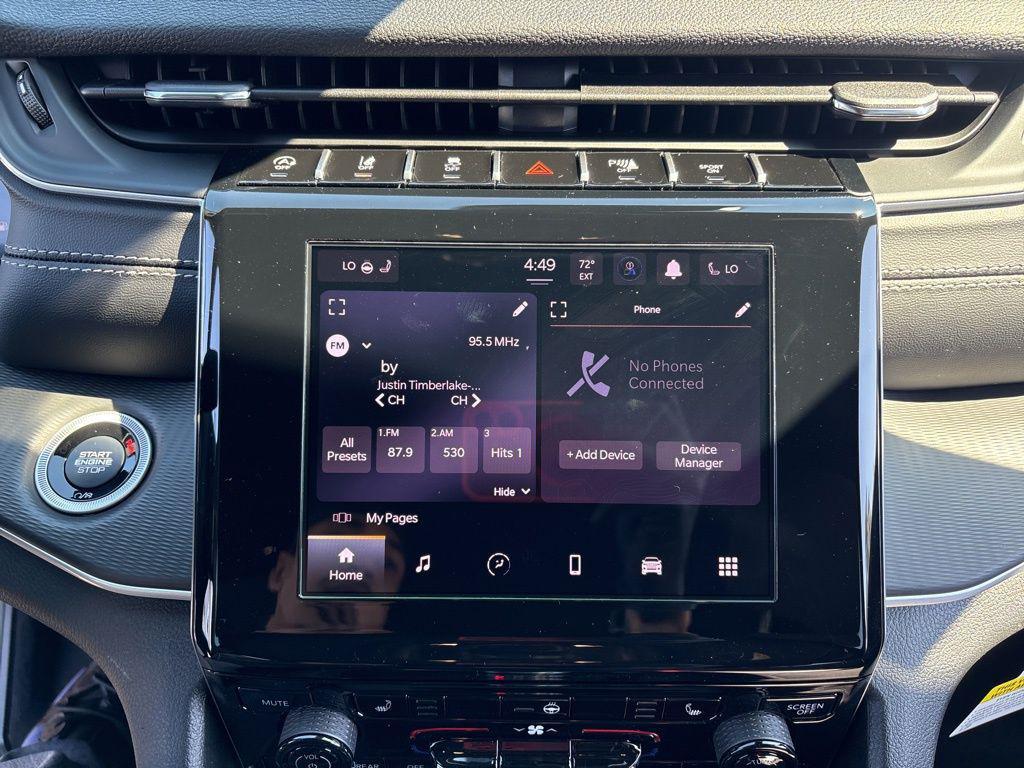 new 2025 Jeep Grand Cherokee car, priced at $39,537