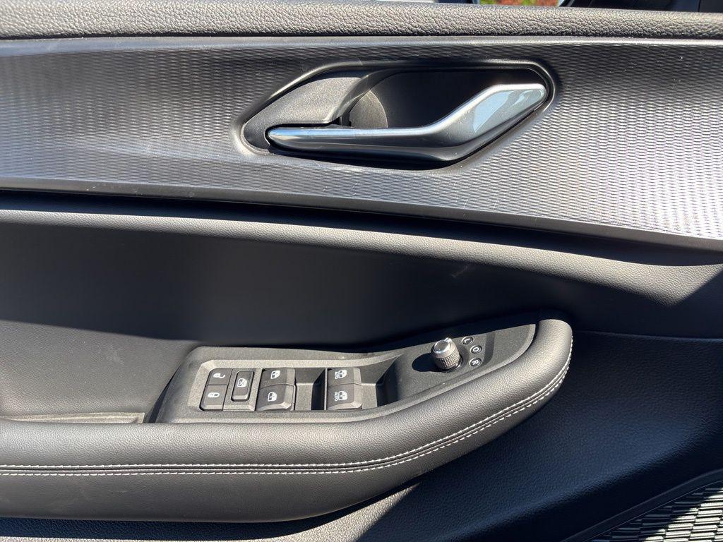 new 2025 Jeep Grand Cherokee car, priced at $39,537
