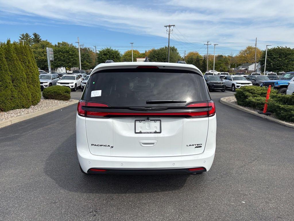 new 2026 Chrysler Pacifica car, priced at $52,169