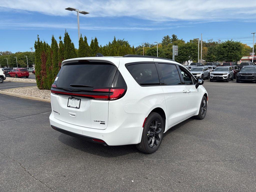 new 2026 Chrysler Pacifica car, priced at $52,169