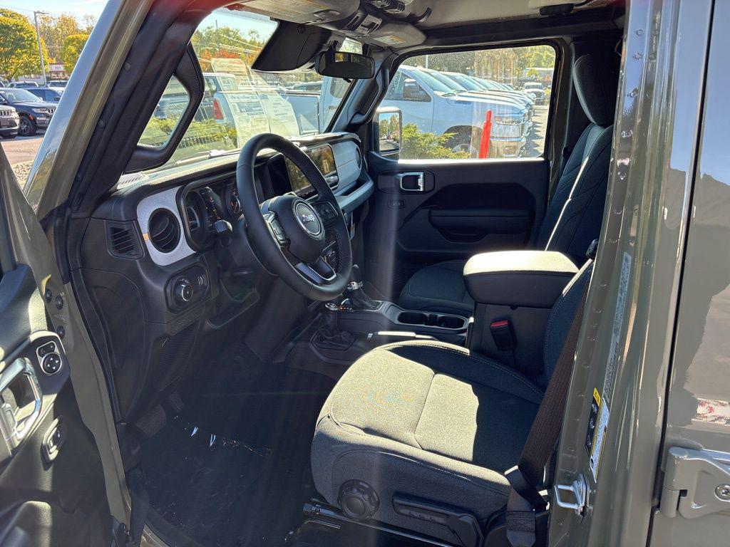 new 2026 Jeep Wrangler car, priced at $48,683