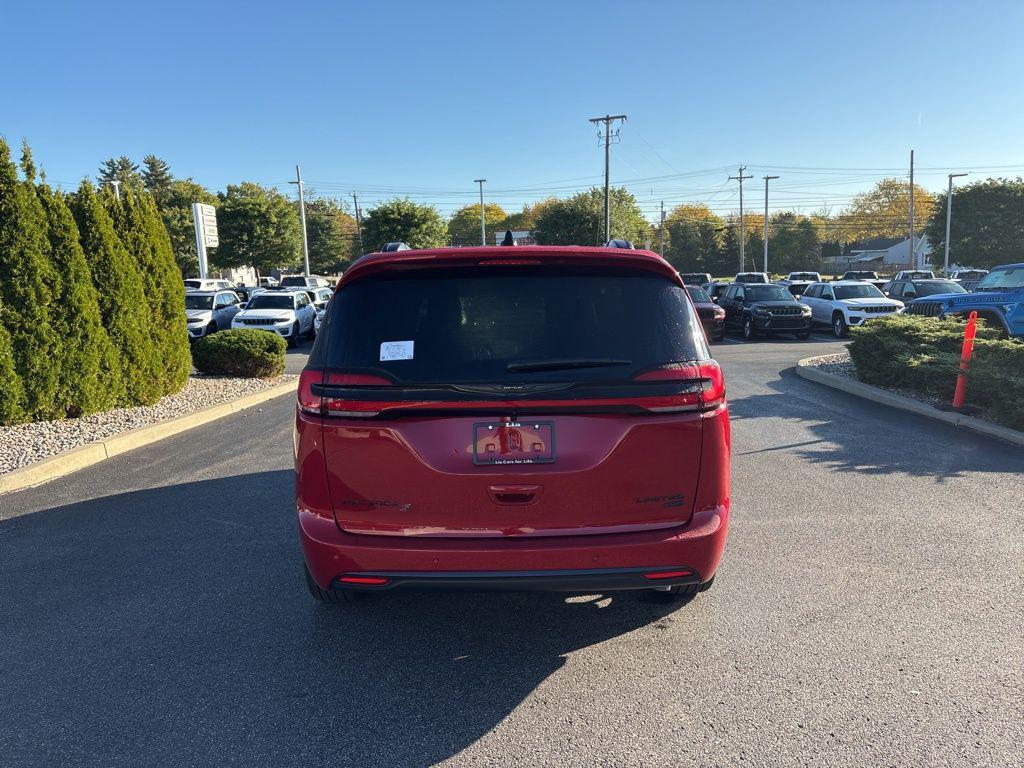 new 2026 Chrysler Pacifica car, priced at $55,913