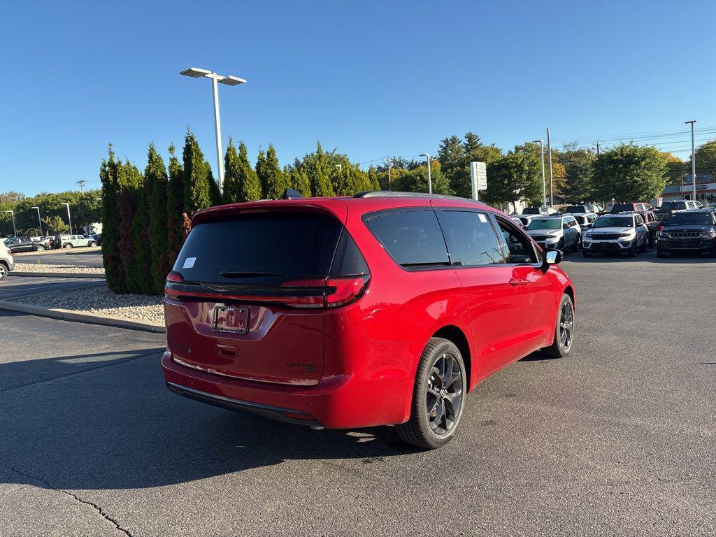 new 2026 Chrysler Pacifica car, priced at $55,913