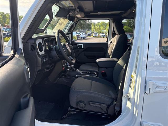 new 2025 Jeep Wrangler car, priced at $51,123