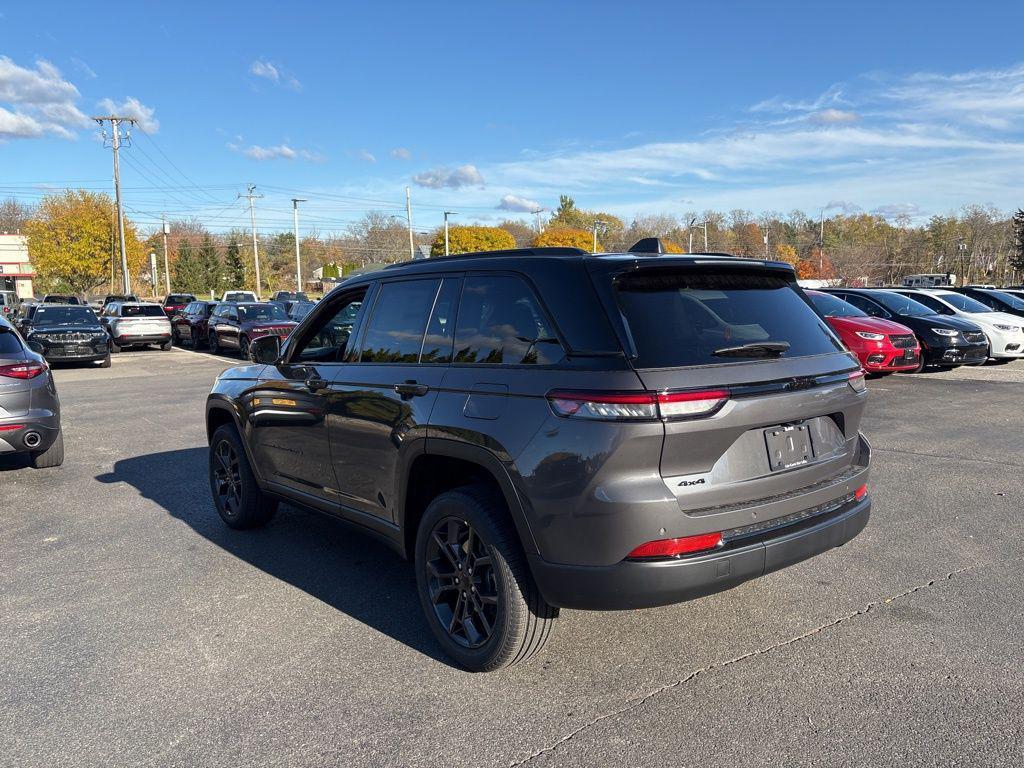new 2025 Jeep Grand Cherokee car, priced at $50,948