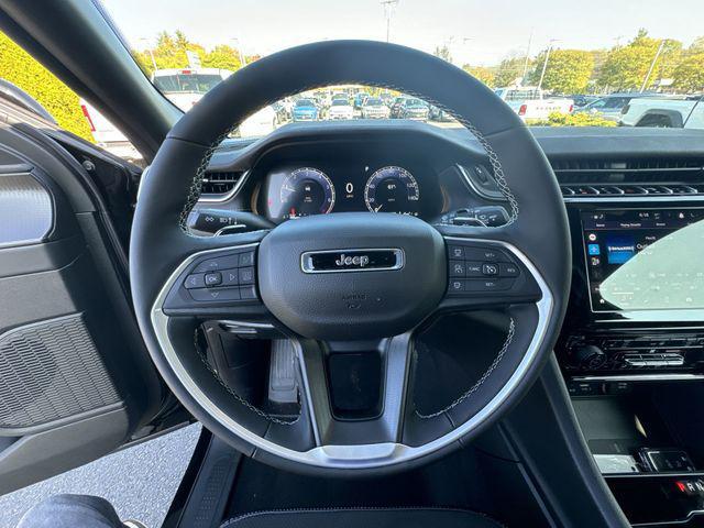 new 2025 Jeep Grand Cherokee L car, priced at $43,661