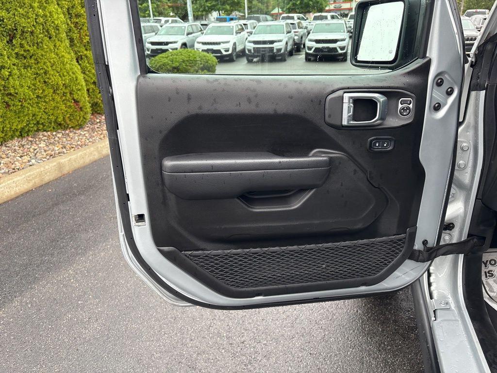 used 2024 Jeep Wrangler car, priced at $41,000