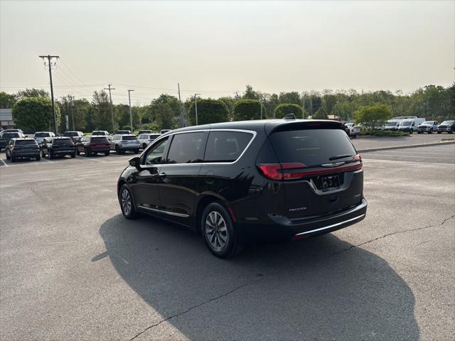 used 2023 Chrysler Pacifica Hybrid car, priced at $36,257
