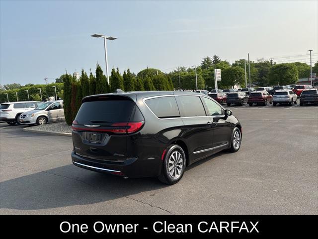used 2023 Chrysler Pacifica Hybrid car, priced at $36,834