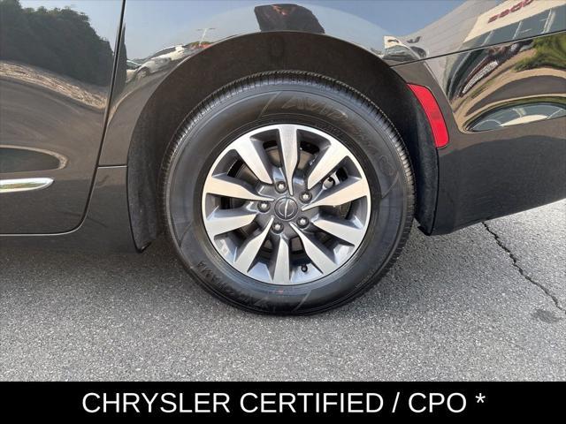 used 2023 Chrysler Pacifica Hybrid car, priced at $36,257