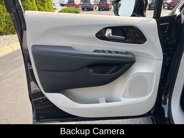 used 2023 Chrysler Pacifica Hybrid car, priced at $36,257