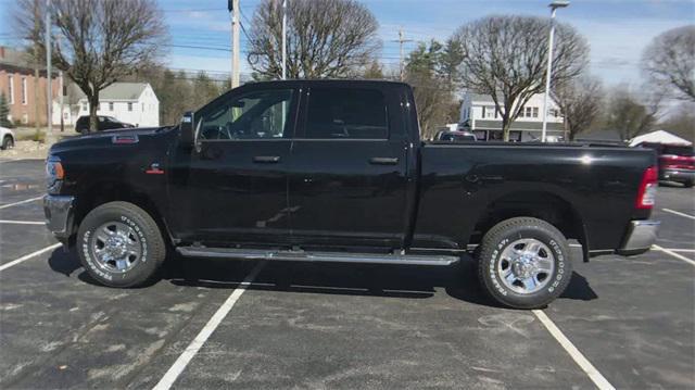 new 2024 Ram 3500 car, priced at $70,365