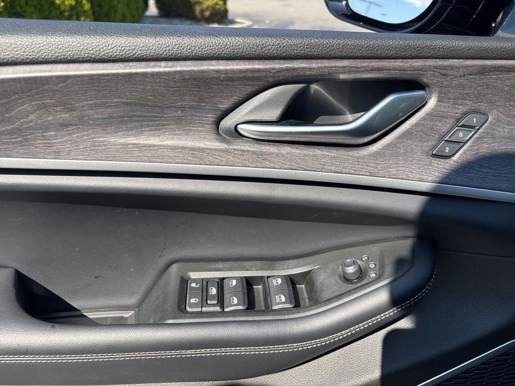 used 2021 Jeep Grand Cherokee L car, priced at $31,500