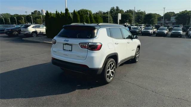 new 2024 Jeep Compass car, priced at $31,426