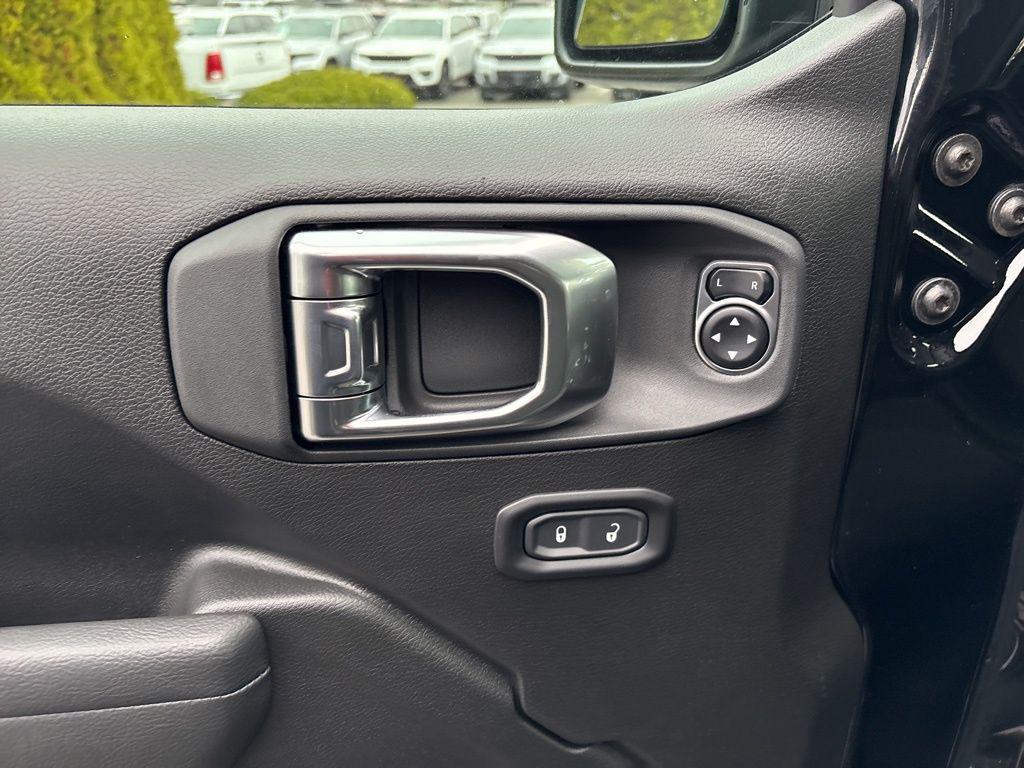 new 2026 Jeep Wrangler car, priced at $48,214