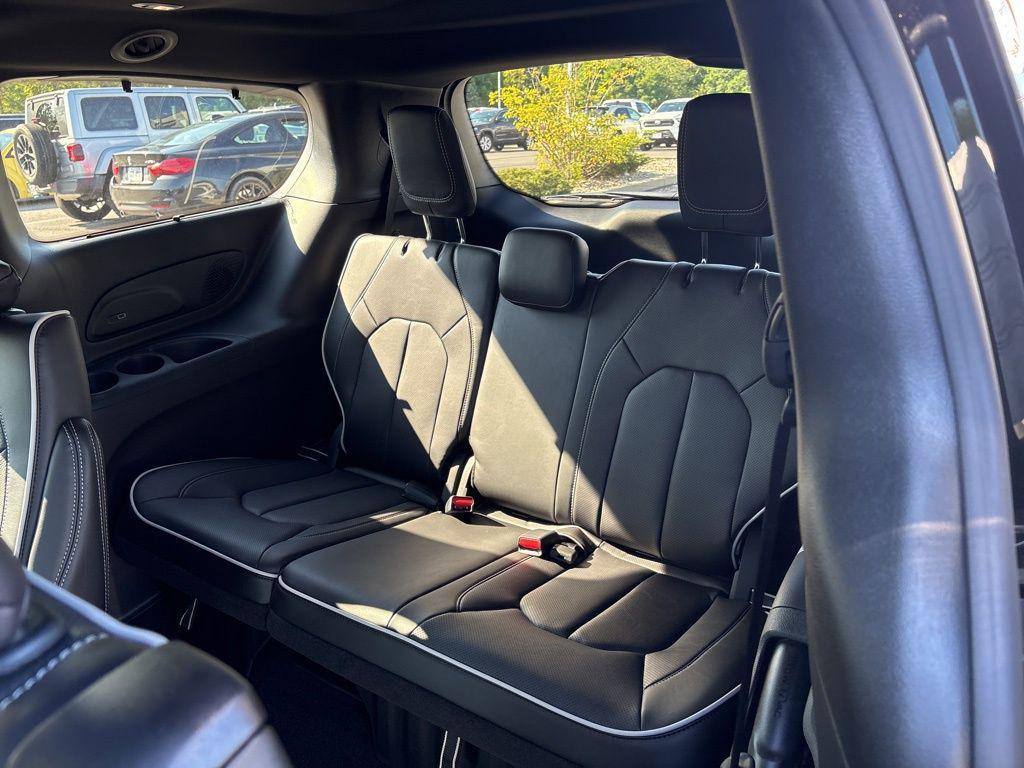 new 2026 Chrysler Pacifica car, priced at $55,276