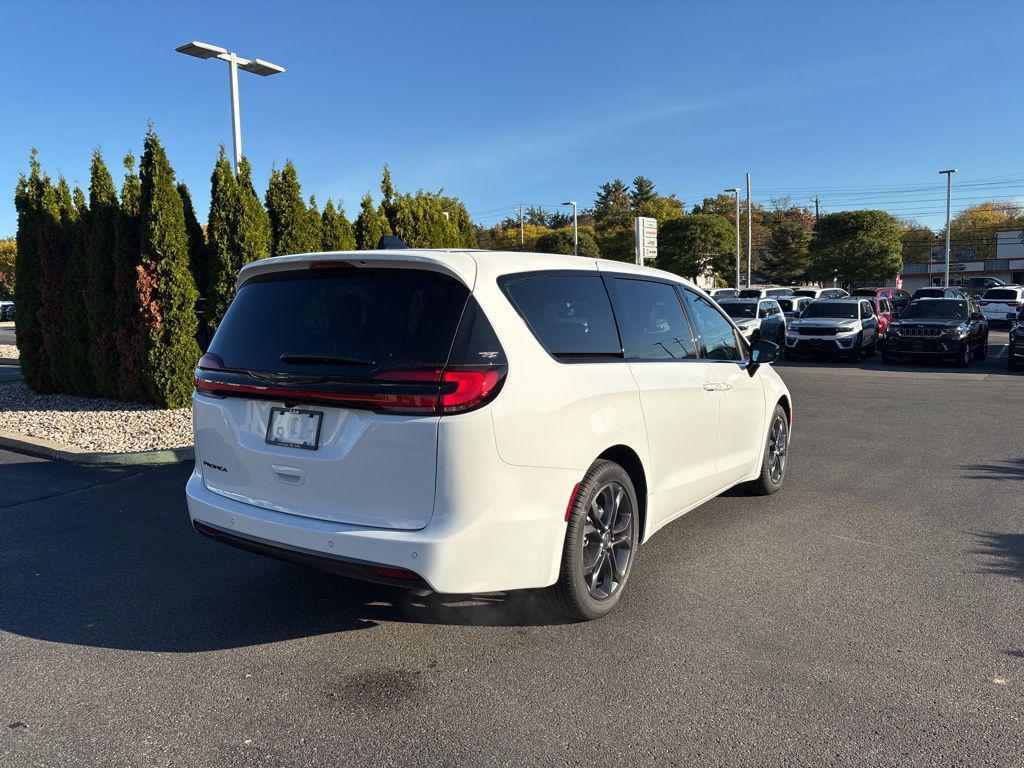 new 2026 Chrysler Pacifica car, priced at $44,344