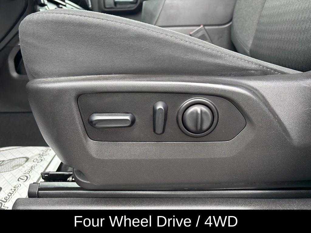 used 2020 Chevrolet Silverado 1500 car, priced at $33,250