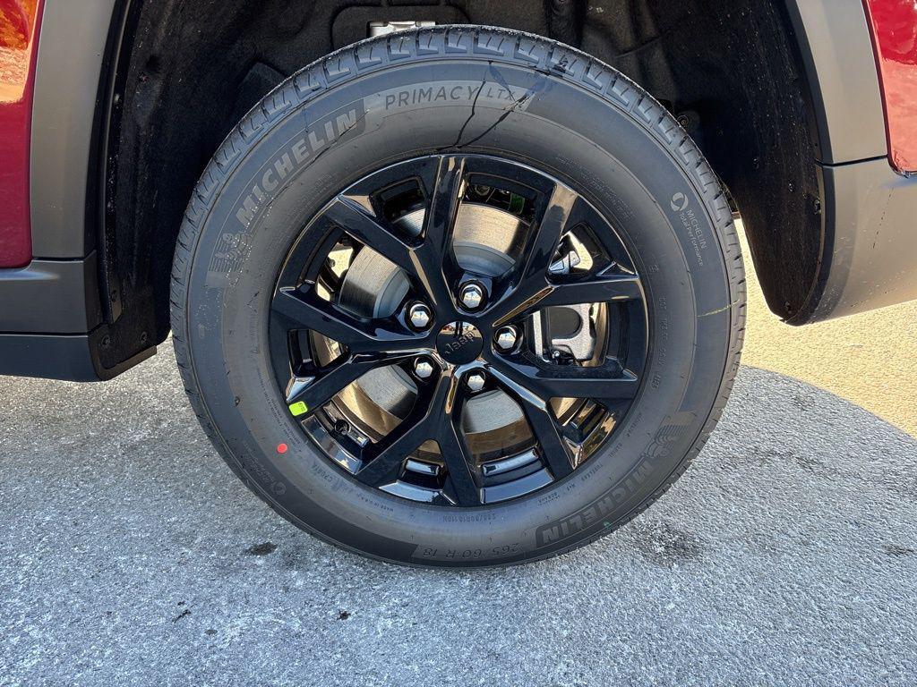 new 2025 Jeep Grand Cherokee L car, priced at $45,743