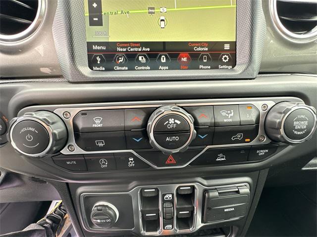 used 2023 Jeep Gladiator car, priced at $35,446