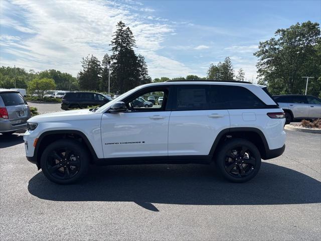 new 2025 Jeep Grand Cherokee car, priced at $45,515