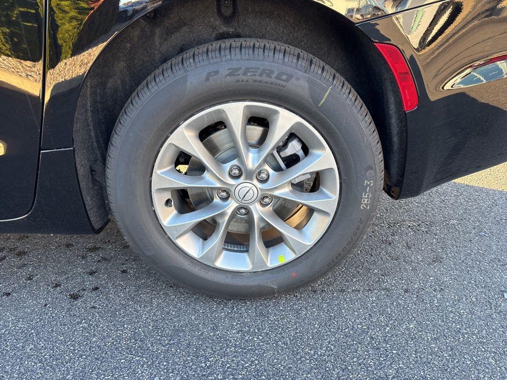 new 2026 Chrysler Pacifica car, priced at $49,485