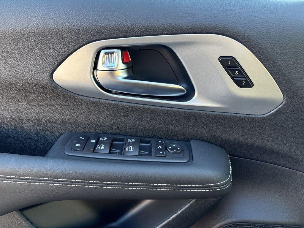 new 2026 Chrysler Pacifica car, priced at $49,485