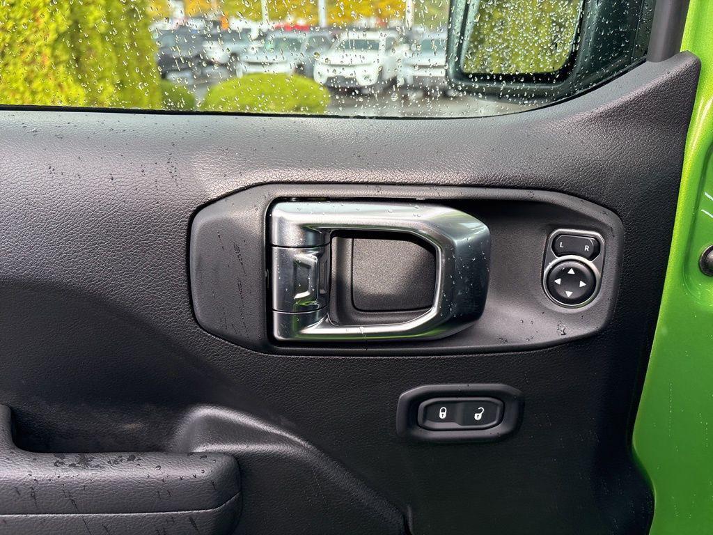 new 2026 Jeep Wrangler car, priced at $48,683