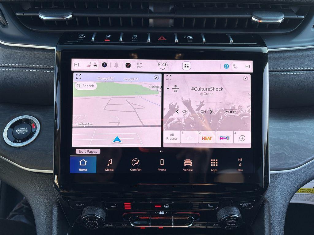 new 2025 Jeep Grand Cherokee car, priced at $45,961