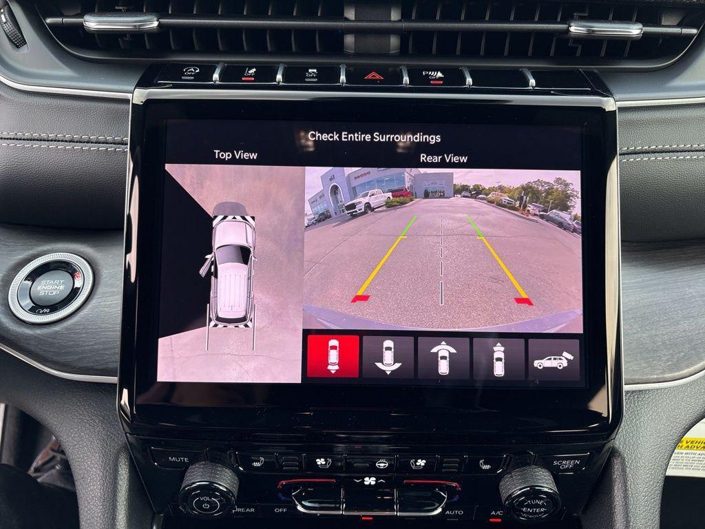 new 2025 Jeep Grand Cherokee car, priced at $51,184