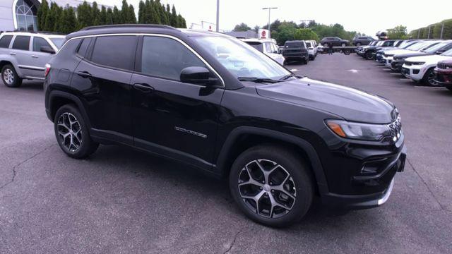 new 2024 Jeep Compass car, priced at $31,289