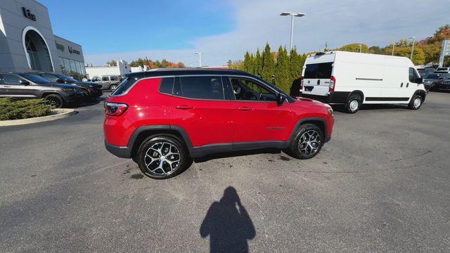 new 2024 Jeep Compass car, priced at $28,342