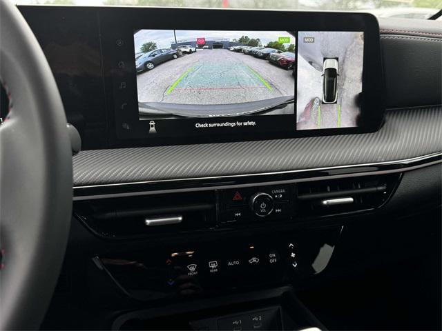 new 2025 Nissan Kicks car, priced at $28,397