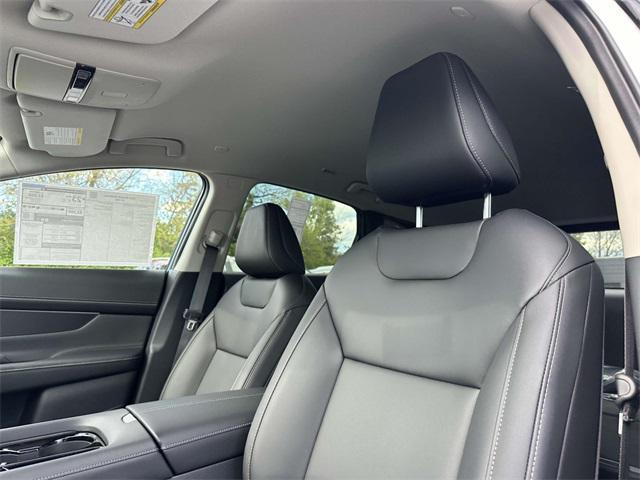 new 2025 Nissan Murano car, priced at $41,850