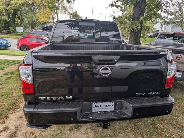 new 2024 Nissan Titan car, priced at $42,682