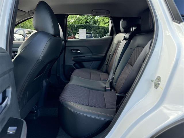 new 2025 Nissan Kicks car, priced at $30,462