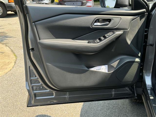 new 2025 Nissan Rogue car, priced at $30,828